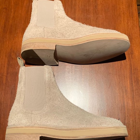 Yeezy Taupe Shaggy Suede Season 6 Chelsea … - Picture 2 of 3